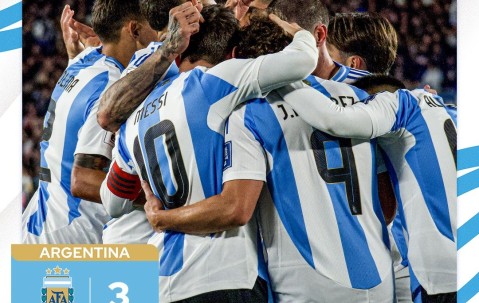 -包含梅西巅峰对决，穆古鲁扎与30激战加拿大队分钟，惊险取胜胜负难料！的词条