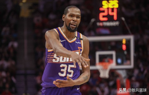 NG28-关于杜兰特回归赛场，爆冷首场状态亮眼，公牛观众沸腾！的信息