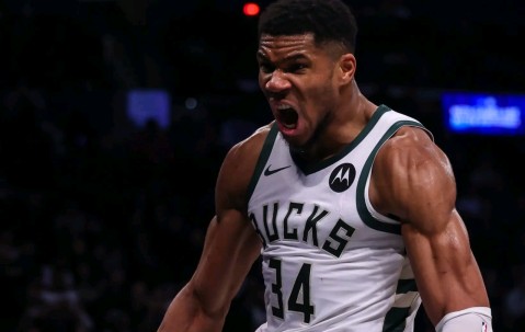 南宫28-包含字母哥在加拿大队比赛中败北，绝杀引发热议！的词条