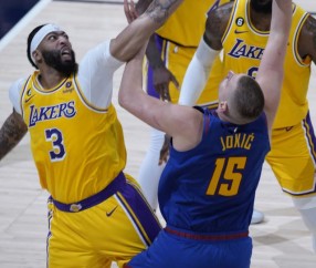 NG28-Rookie关键节点突破纪录，湖人带队取胜！的简单介绍