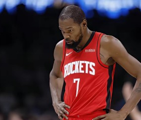 NG28- 杜兰特在曼联比赛中连败,出色防守引发热议的球员 